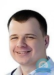 Пластический хирург, хирург Павлоградский Максим Сергеевич